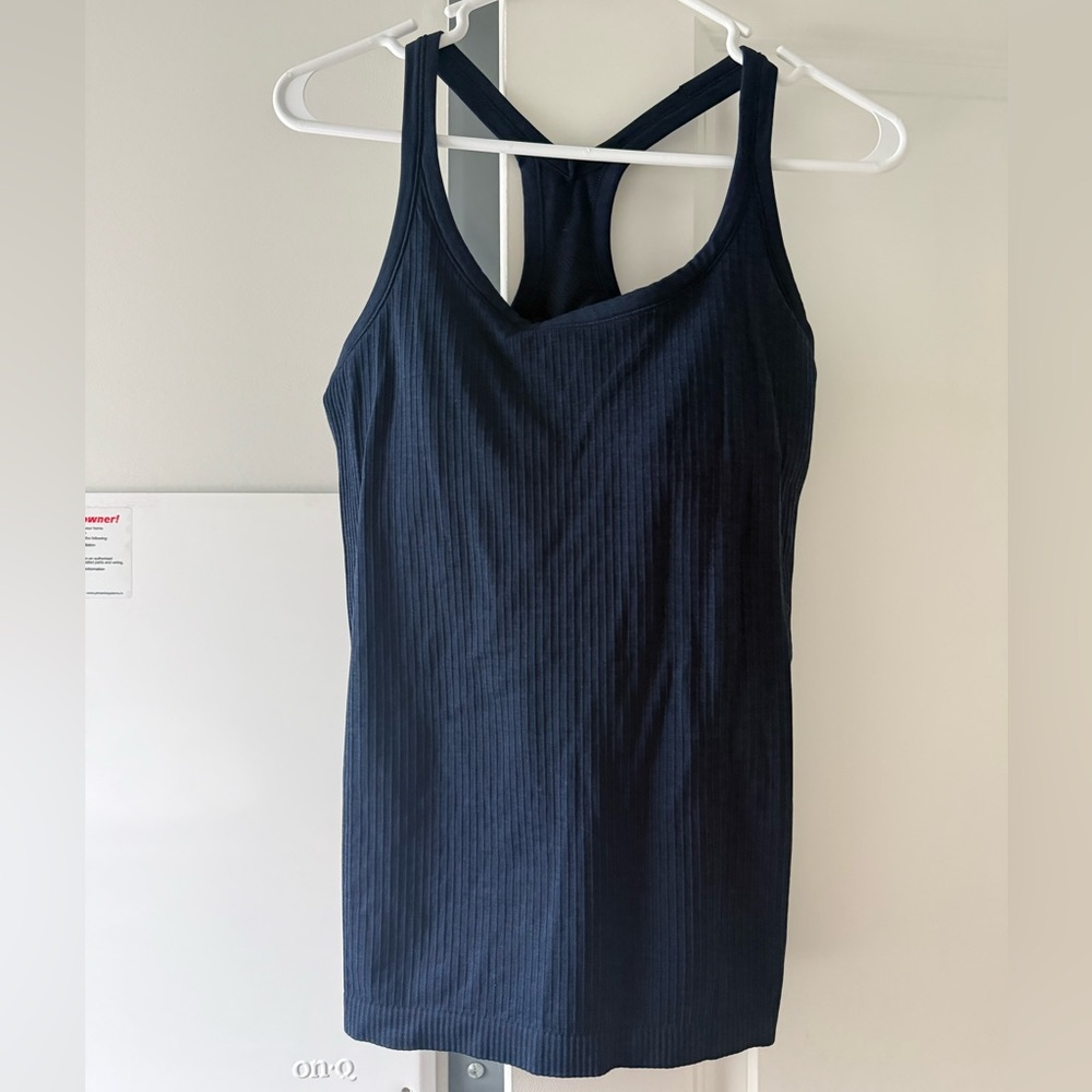 Women's Lululemon Navy Ribbed Tank Top medium with built in bra